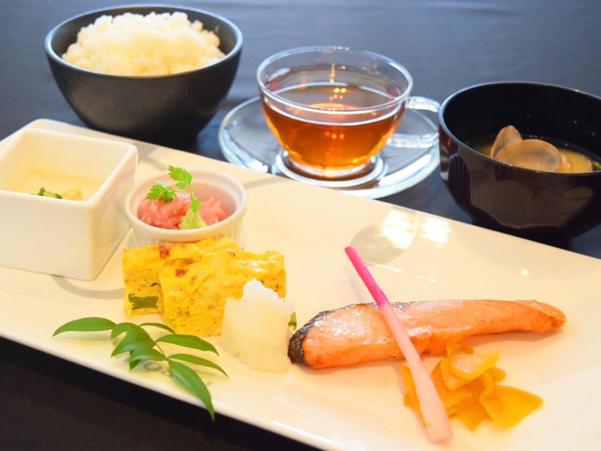 Hotel Royal Garden Kisarazu Exterior foto